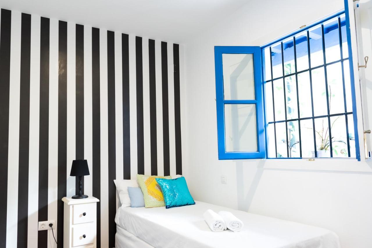 Tourist House Santa Cruz Apartment Sevilla Exterior foto