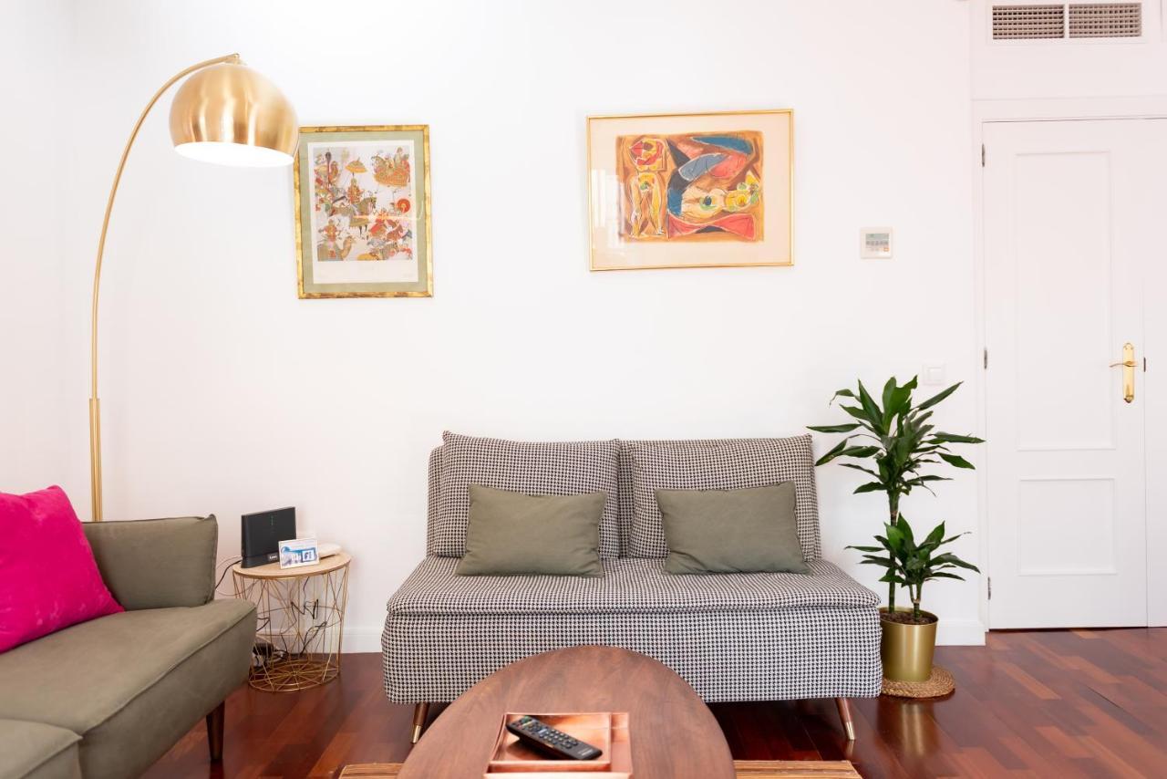 Tourist House Santa Cruz Apartment Sevilla Exterior foto