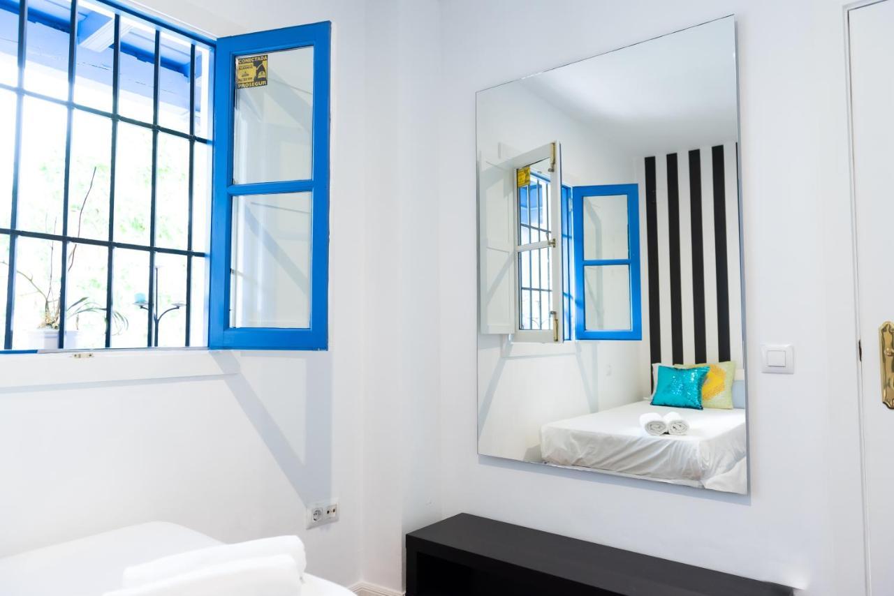 Tourist House Santa Cruz Apartment Sevilla Exterior foto